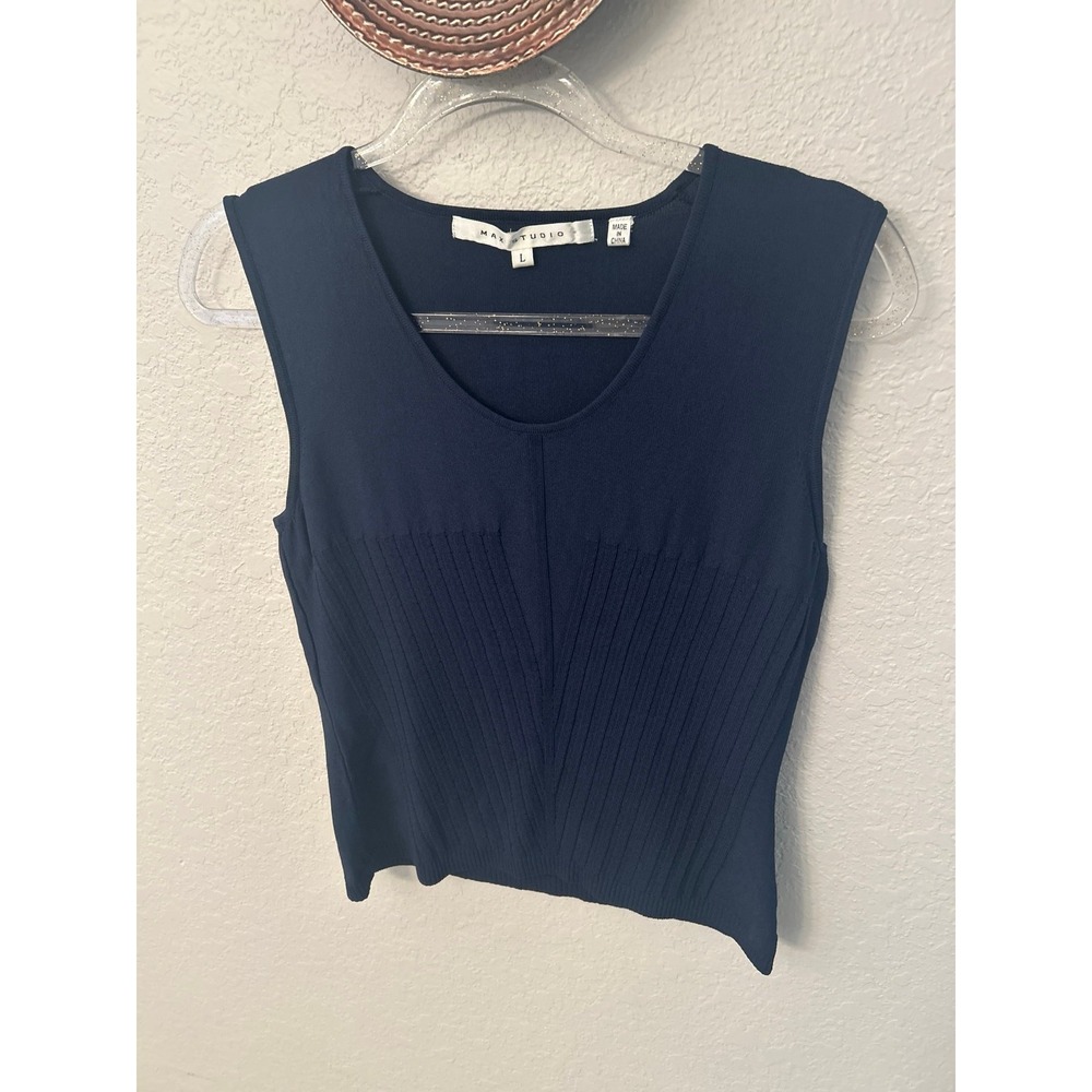 Max‎ Studio sweater top sleeveless L